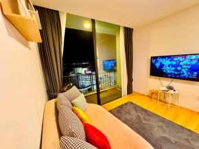 The Podium Kuching Luxury 6pax 3BR HFloor Facing Aeon